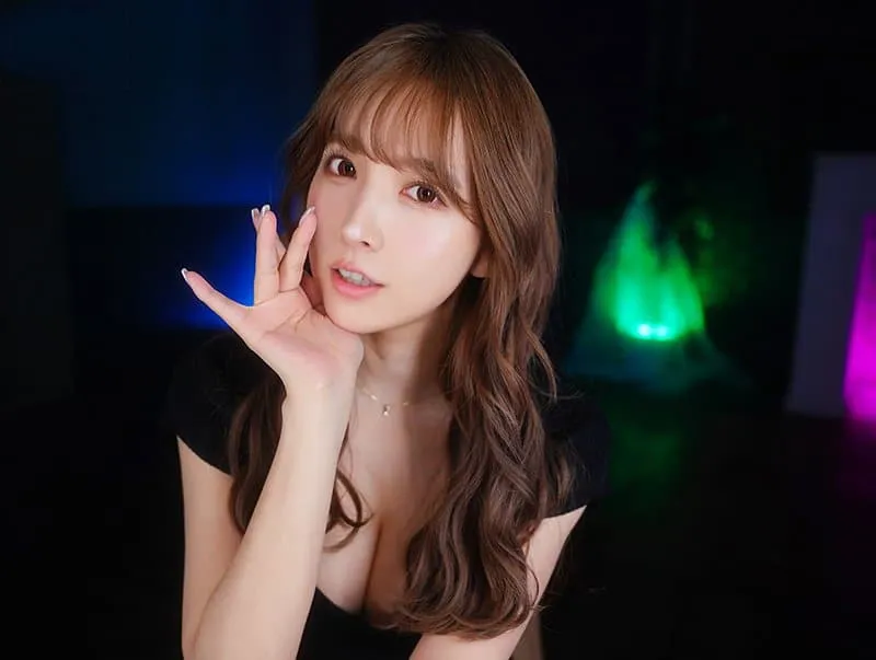 Yua mikami và những chuyện gợi cảm gạ chịch nhẹ nhàng